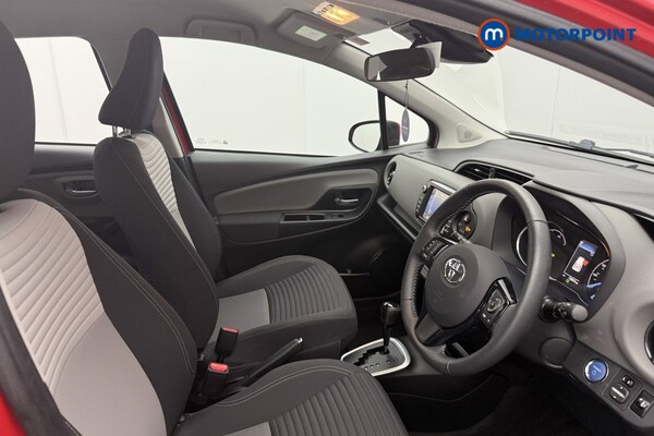 Used Toyota Yaris 2018 for sale - 75973155: Photo 38