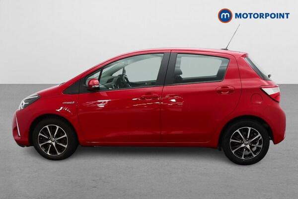 Used Toyota Yaris 2018 for sale - 75973155: Photo 4