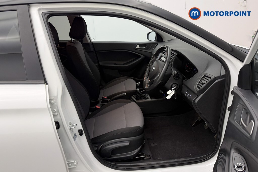 Used Hyundai i20 2020 for sale - 77819918: Photo 23