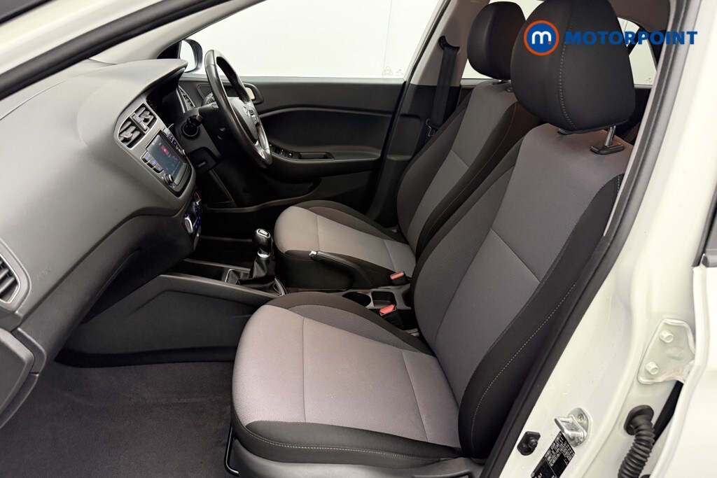 Used Hyundai i20 2020 for sale - 77819918: Photo 9