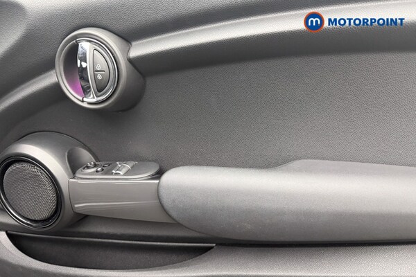 Used MINI Hatch 2019 for sale - 76255808: Photo 25