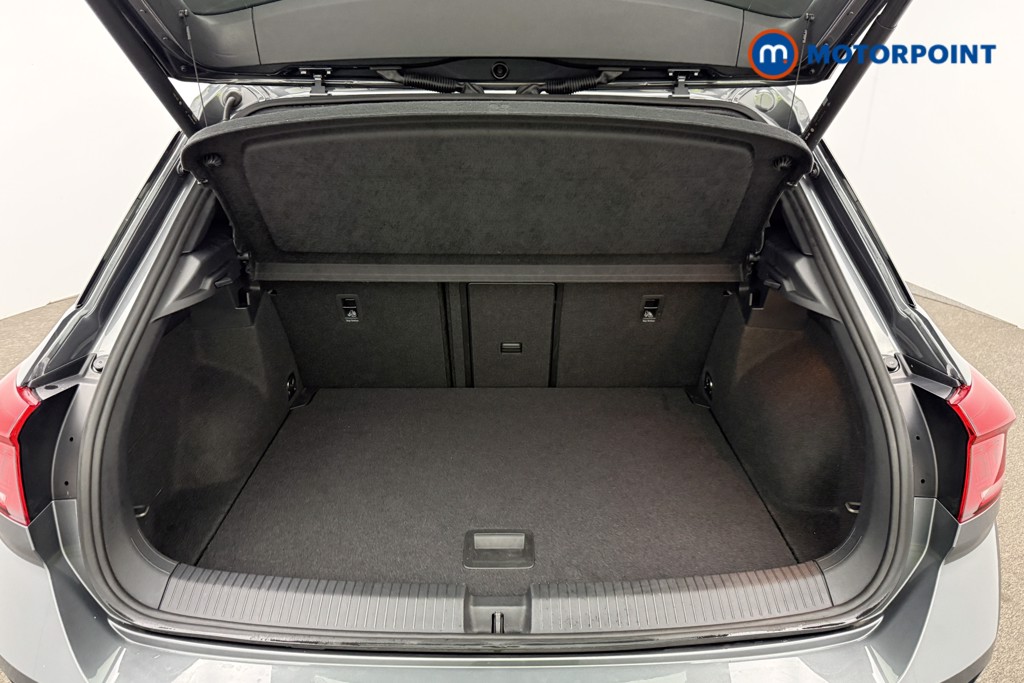 Used Volkswagen T-Roc 2021 for sale - 76114752: Photo 14