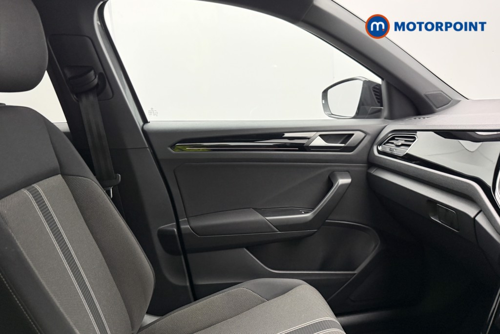 Used Volkswagen T-Roc 2021 for sale - 76114752: Photo 32