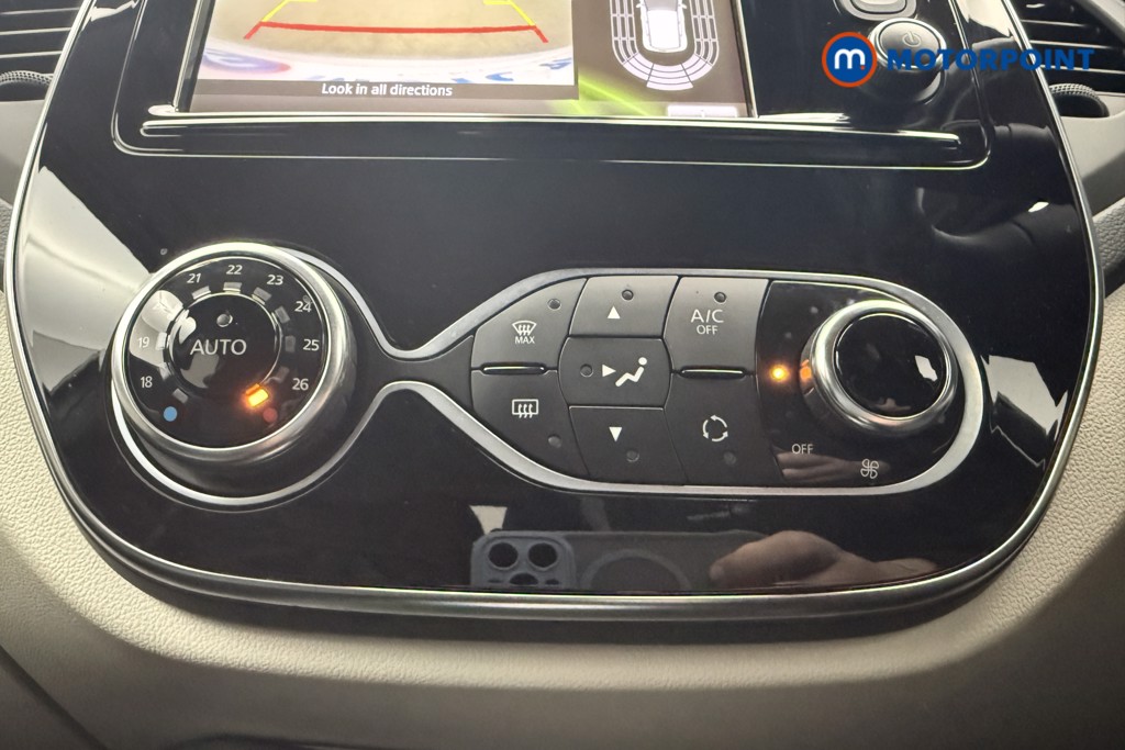 Used Renault Captur 2019 for sale - 76985107: Photo 35