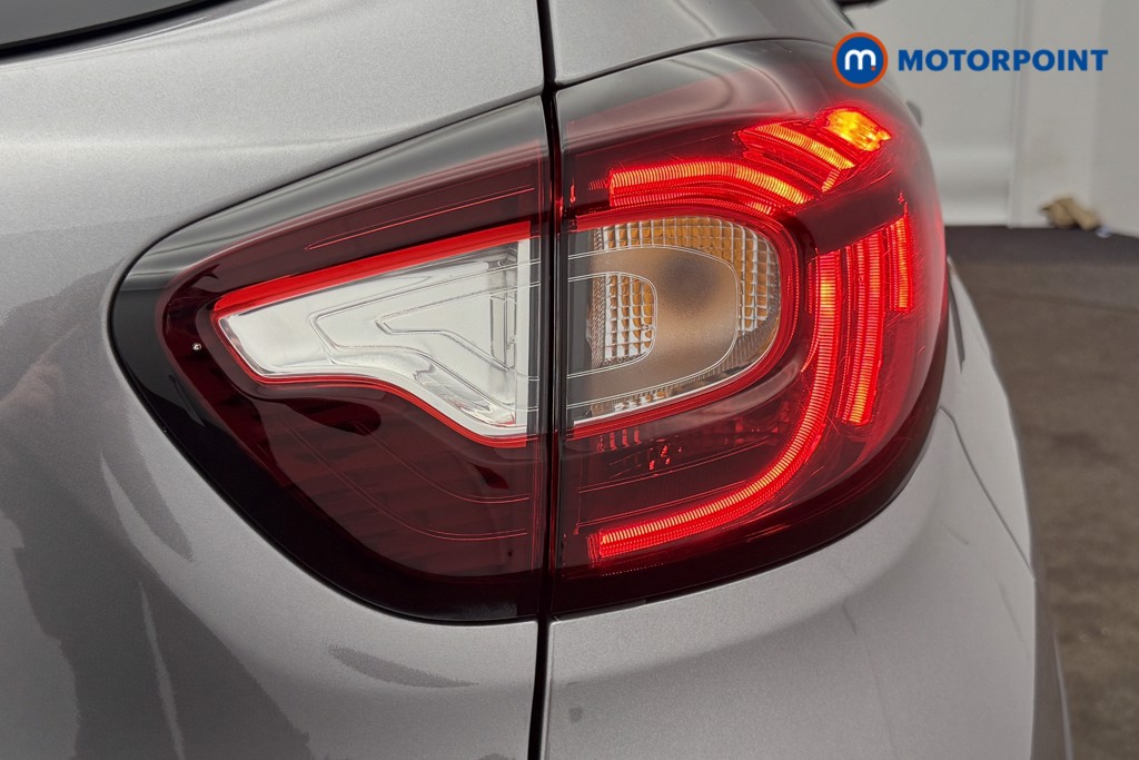 Used Renault Captur 2019 for sale - 76985107: Photo 47