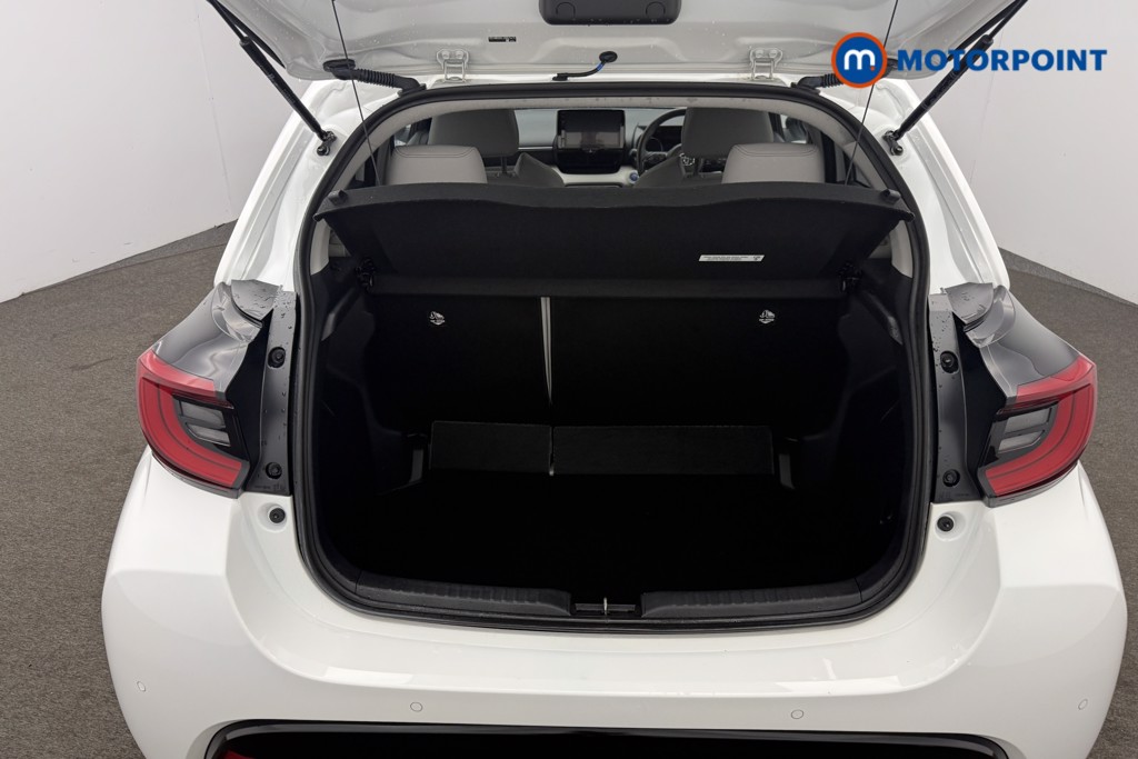 Used Toyota Yaris 2022 for sale - 76352794: Photo 14