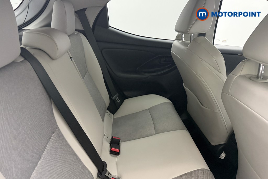 Used Toyota Yaris 2022 for sale - 76352794: Photo 18