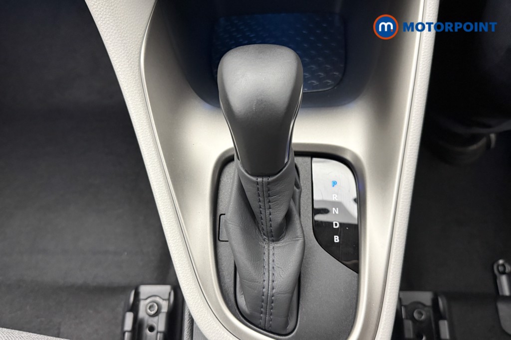 Used Toyota Yaris 2022 for sale - 76352794: Photo 27