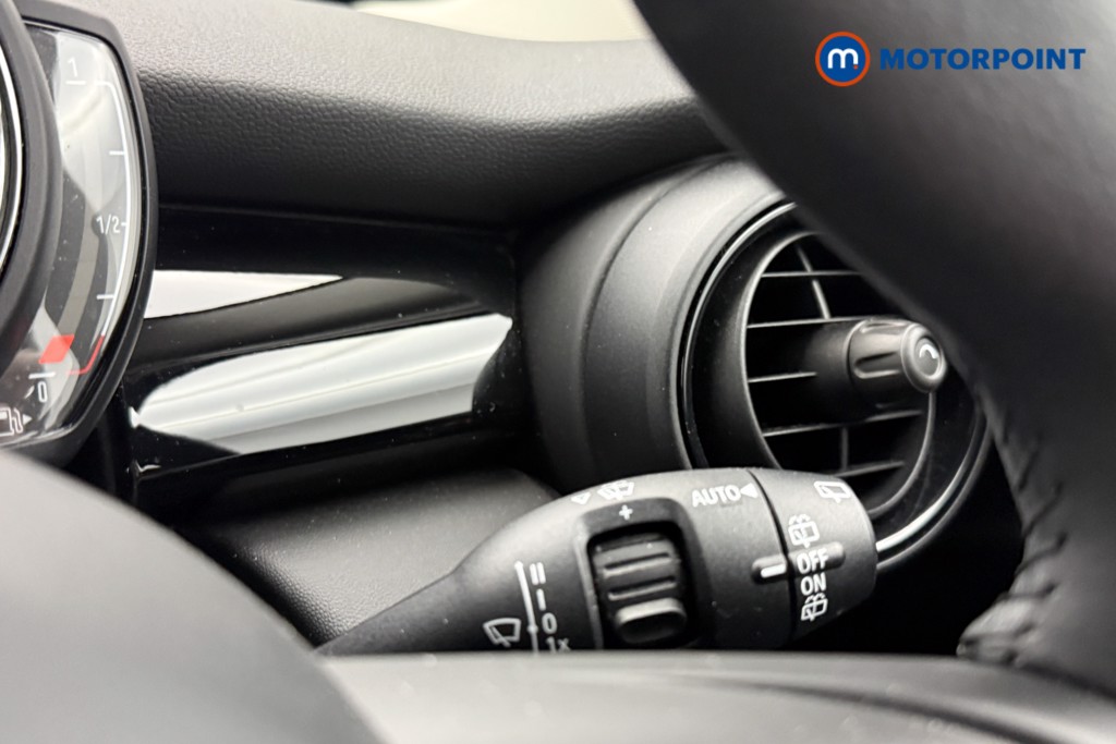 Used MINI Hatch 2018 for sale - 77312816: Photo 18