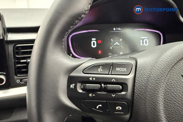 Used Kia Stonic 2024 for sale - 75752414: Photo 19