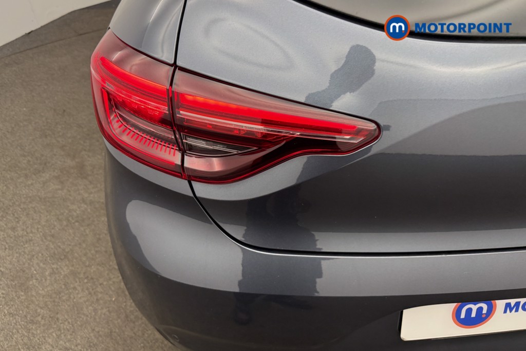 Used Renault Clio 2019 for sale - 76603656: Photo 10