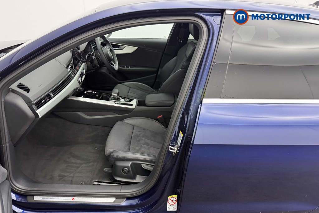 Used Audi A4 2022 for sale - 76972135: Photo 9