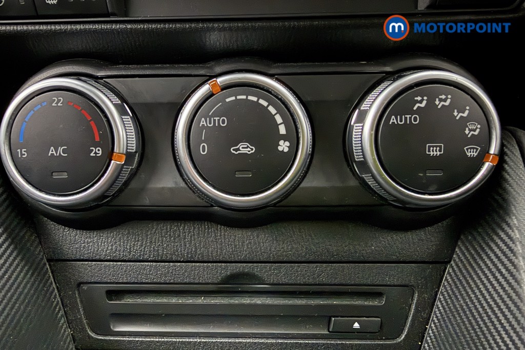 Used Mazda Mazda2 2021 for sale - 77845801: Photo 23