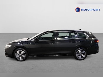 Used Volkswagen Passat 2025 for sale - 76394367: Photo