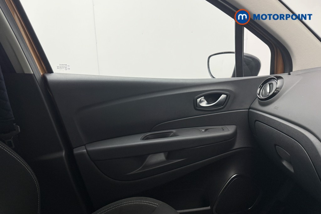 Used Renault Captur 2019 for sale - 77553261: Photo 16