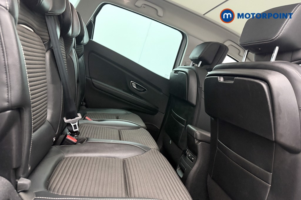 Used Renault Grand Scenic 2019 for sale - 76685189: Photo 17