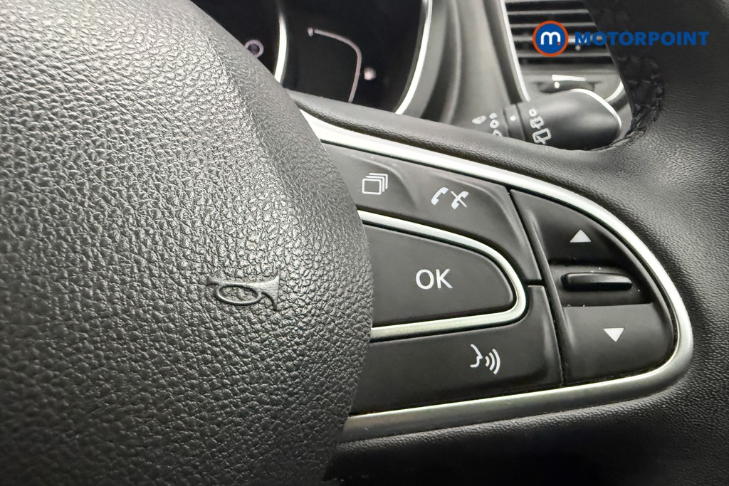 Used Renault Grand Scenic 2019 for sale - 76685189: Photo 23