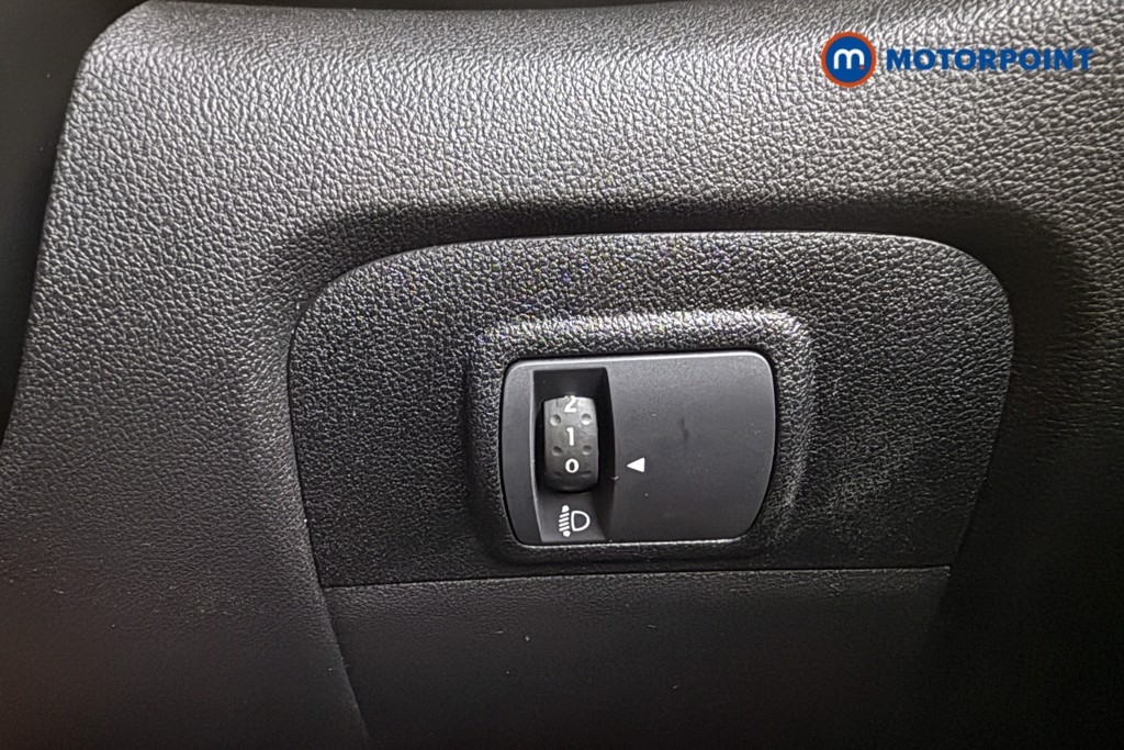 Used Renault Grand Scenic 2019 for sale - 76685189: Photo 25