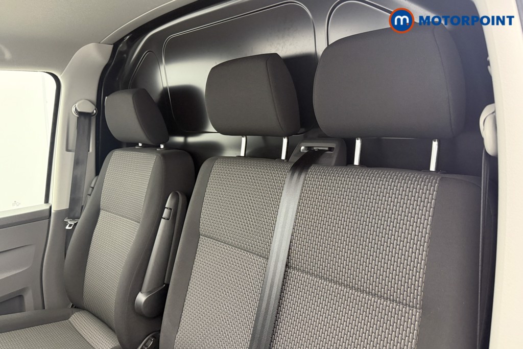 Used Volkswagen Transporter 2024 for sale - 76319899: Photo 24