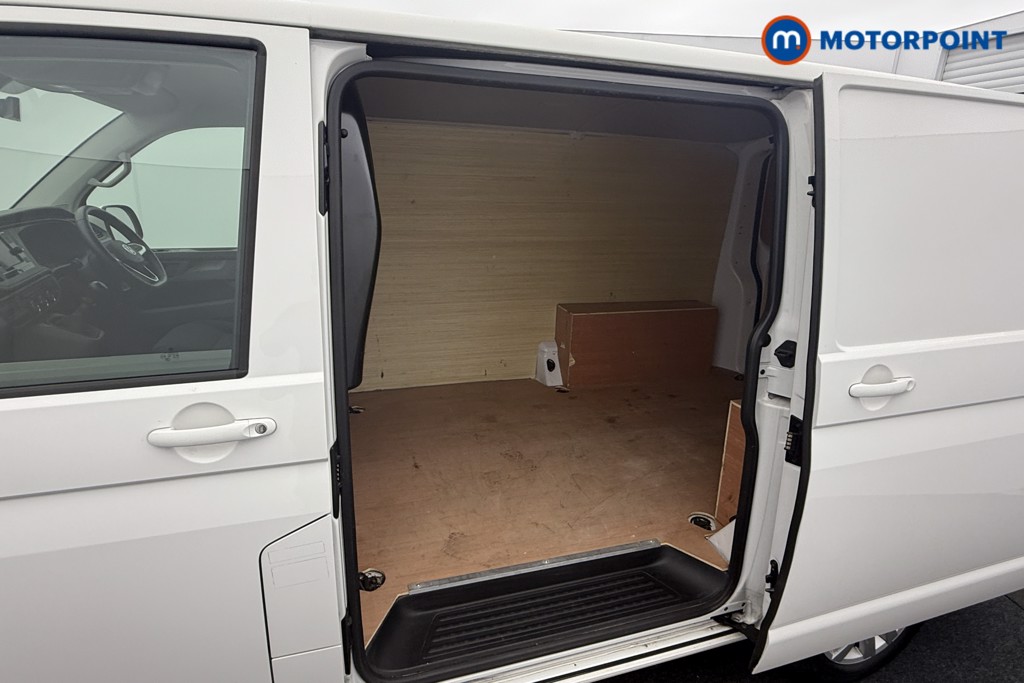 Used Volkswagen Transporter 2024 for sale - 76319899: Photo 25