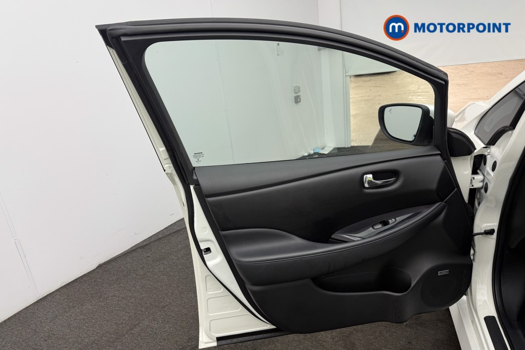 Used Nissan Leaf for sale - 76491629: Photo 12