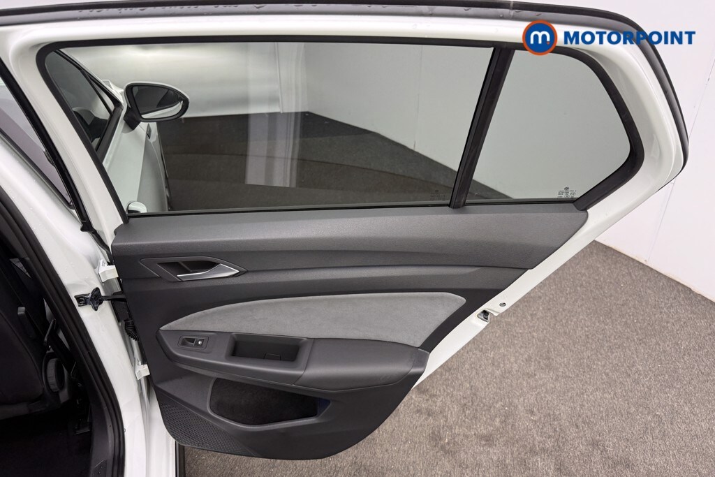 Used Volkswagen Golf 2022 for sale - 76222801: Photo 24