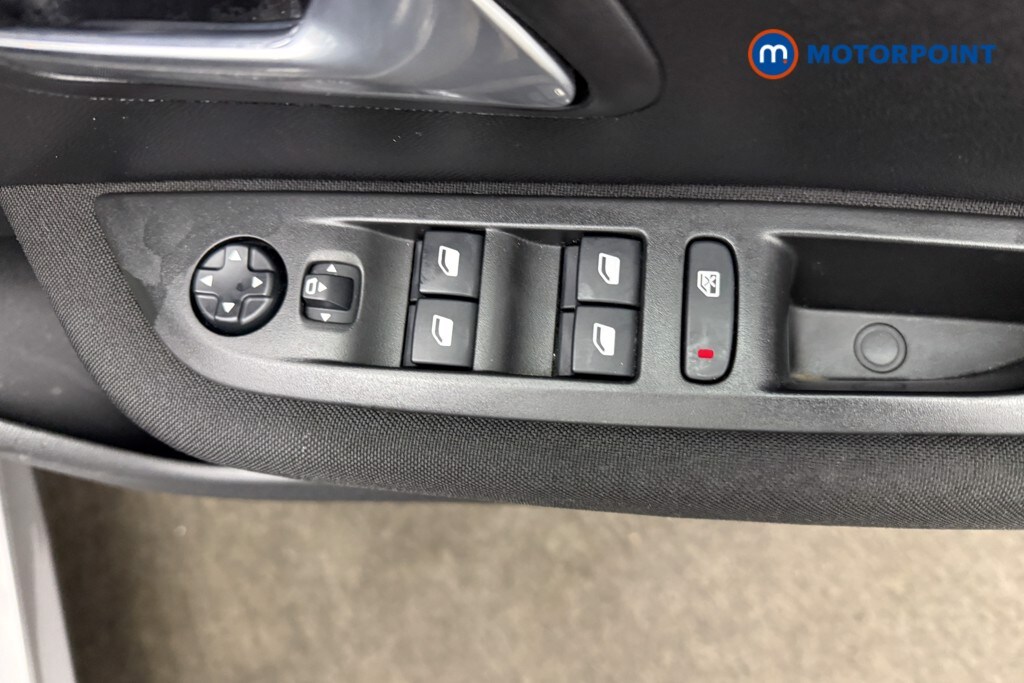 Used Peugeot 208 2021 for sale - 76892552: Photo 26