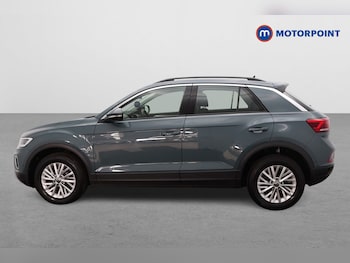 Used Volkswagen T-Roc 2023 for sale - 79492098: Photo