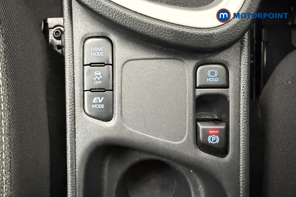 Used Toyota Yaris Cross 2023 for sale - 77125413: Photo 23