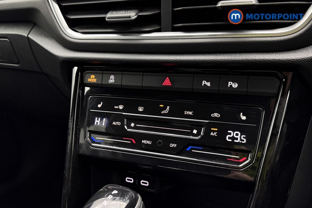 Used Volkswagen T-Roc 2022 for sale - 77516745: Photo 21