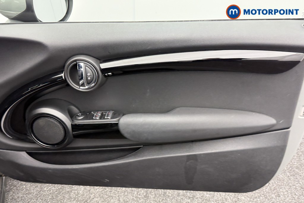 Used MINI Convertible 2021 for sale - 76394525: Photo 23