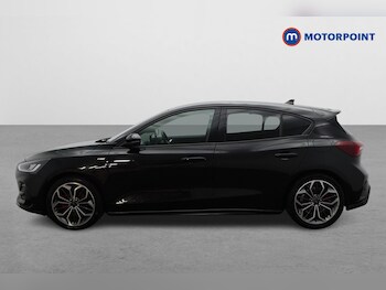 Used Ford Focus 2023 for sale - 77327143: Photo