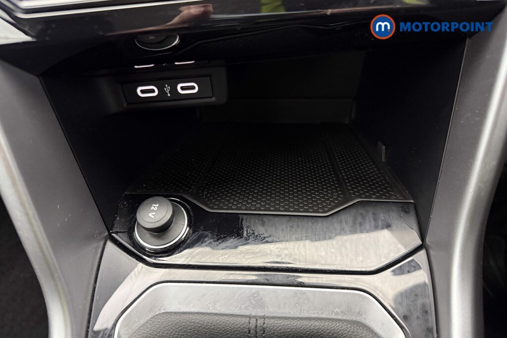 Used Volkswagen T-Roc 2023 for sale - 77417857: Photo 20