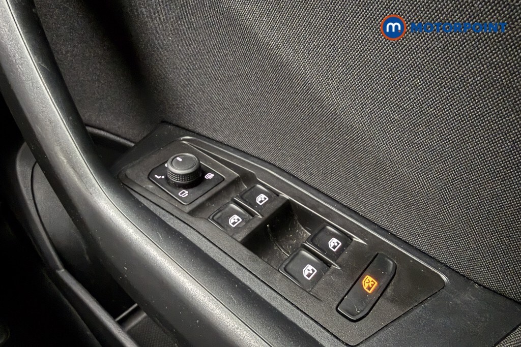 Used Volkswagen T-Roc 2023 for sale - 77417857: Photo 22