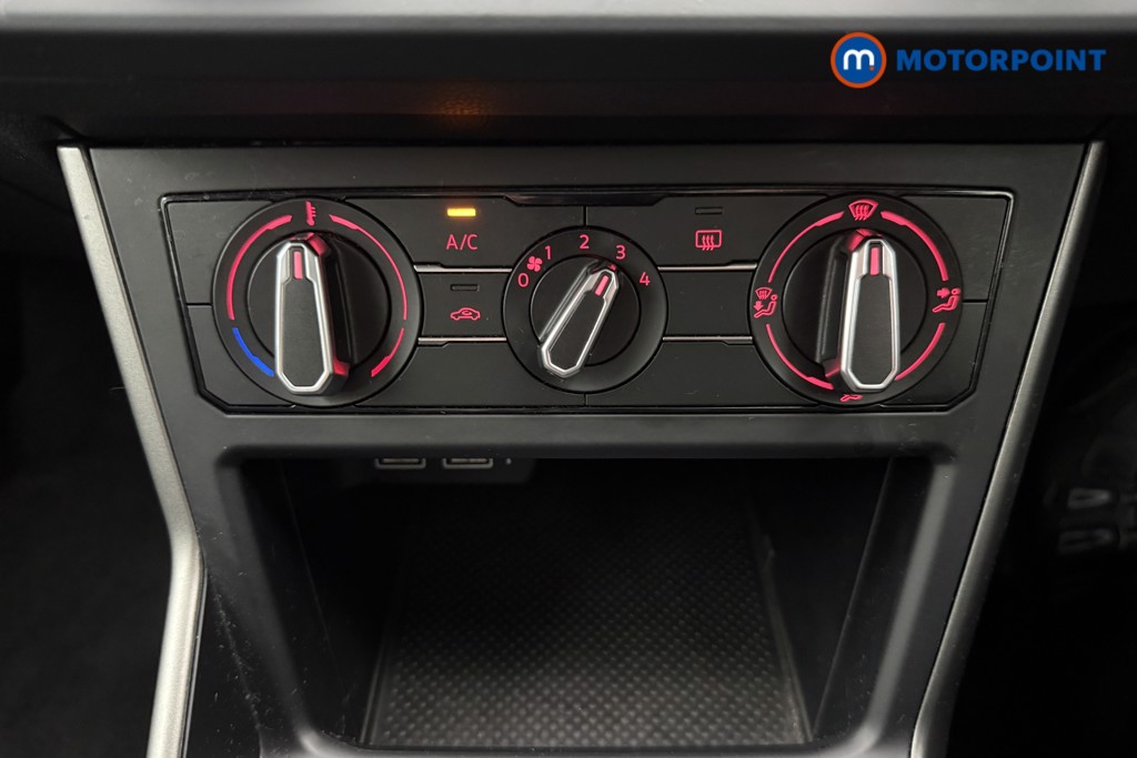 Used Volkswagen Polo 2020 for sale - 76101903: Photo 34