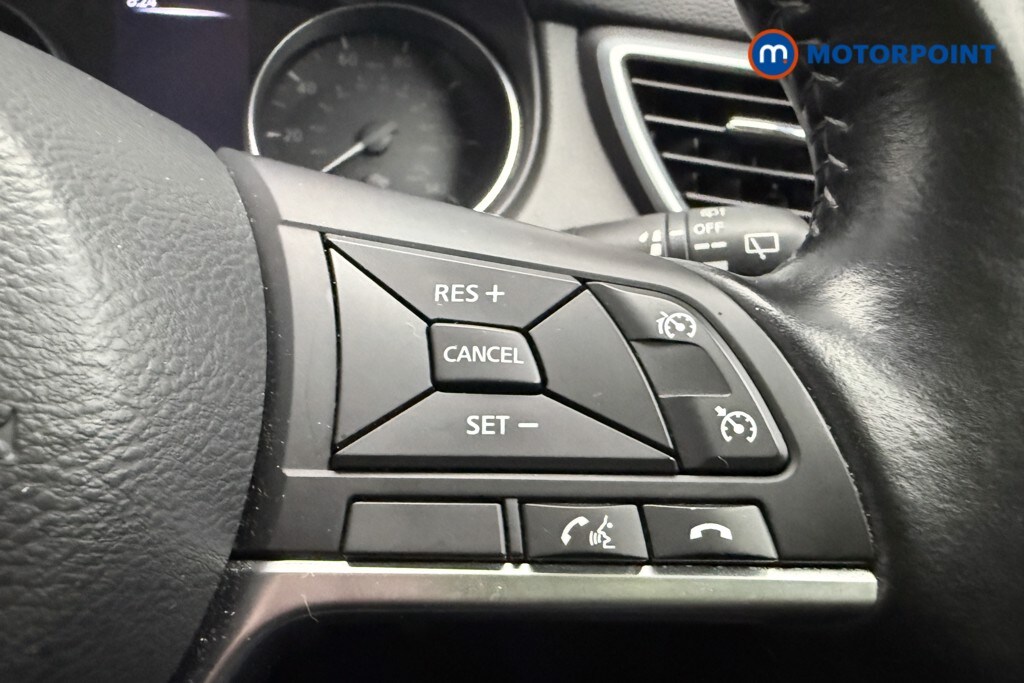 Used Nissan Qashqai 2017 for sale - 77901976: Photo 21