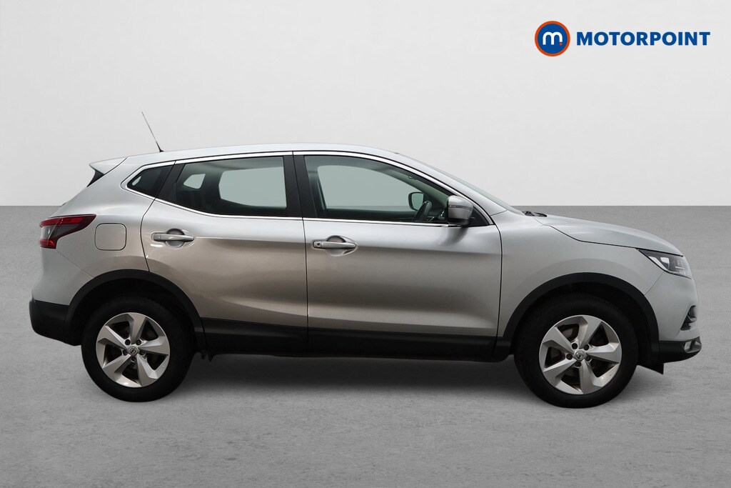 Used Nissan Qashqai 2017 for sale - 77901976: Photo 8