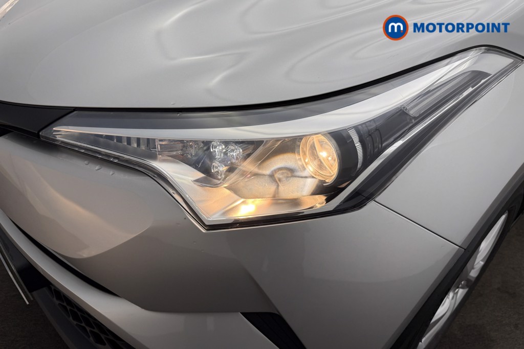 Used Toyota C-HR 2019 for sale - 77199175: Photo 28