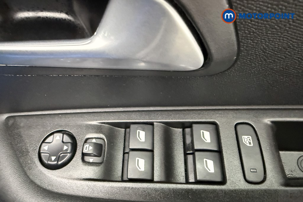 Used Peugeot 208 2021 for sale - 76394657: Photo 27