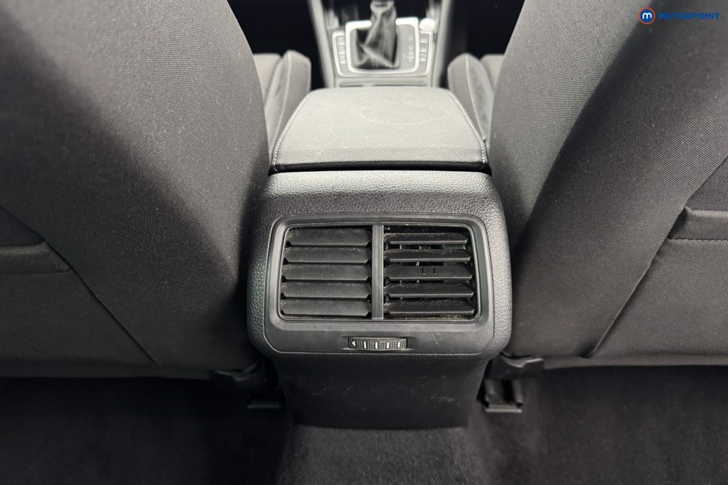 Used Volkswagen Golf 2020 for sale - 76835927: Photo 26