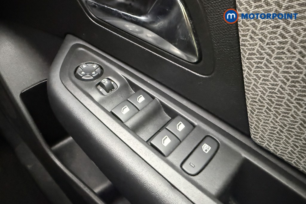 Used Citroen C4 2023 for sale - 76978930: Photo 25