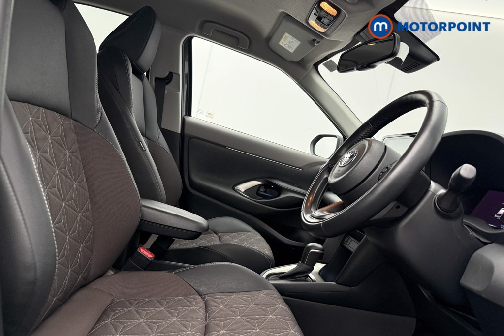 Used Toyota Yaris Cross 2021 for sale - 77639661: Photo 16