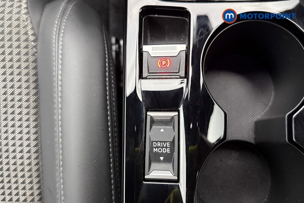 Used Peugeot 2008 2023 for sale - 77691800: Photo 24