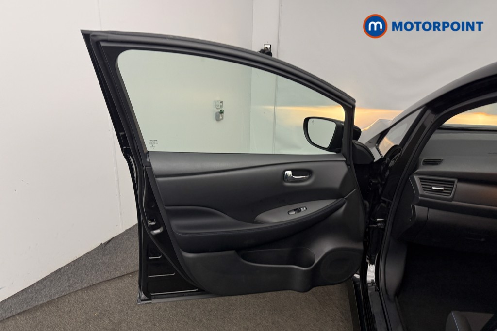 Used Nissan Leaf 2022 for sale - 77248977: Photo 12