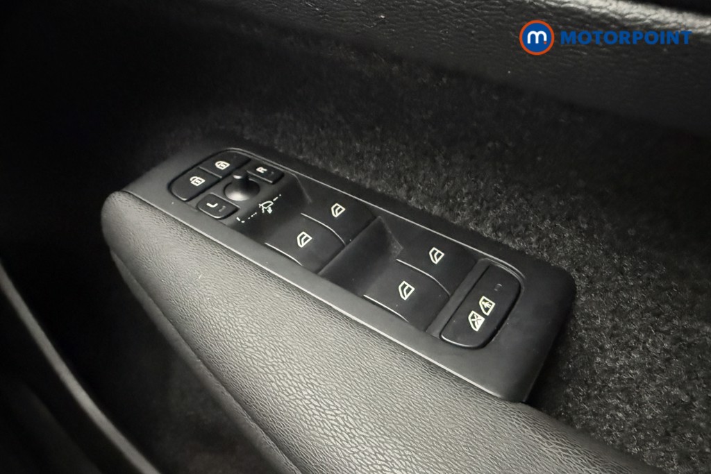 Used Volvo XC40 2023 for sale - 77831113: Photo 27