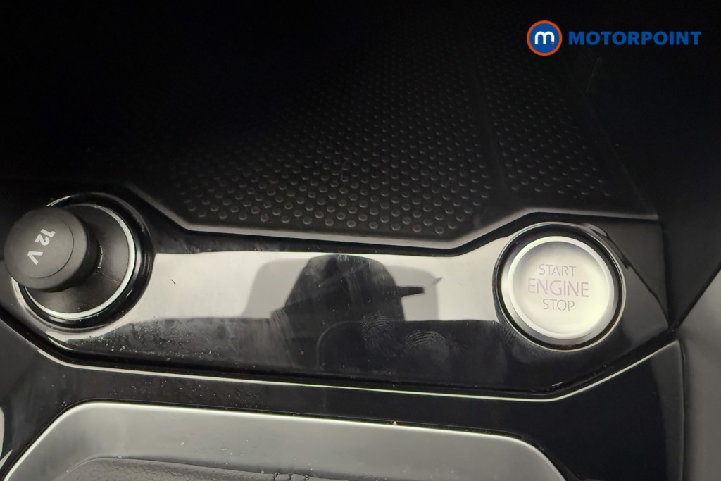 Used Volkswagen T-Roc 2024 for sale - 76155820: Photo 18