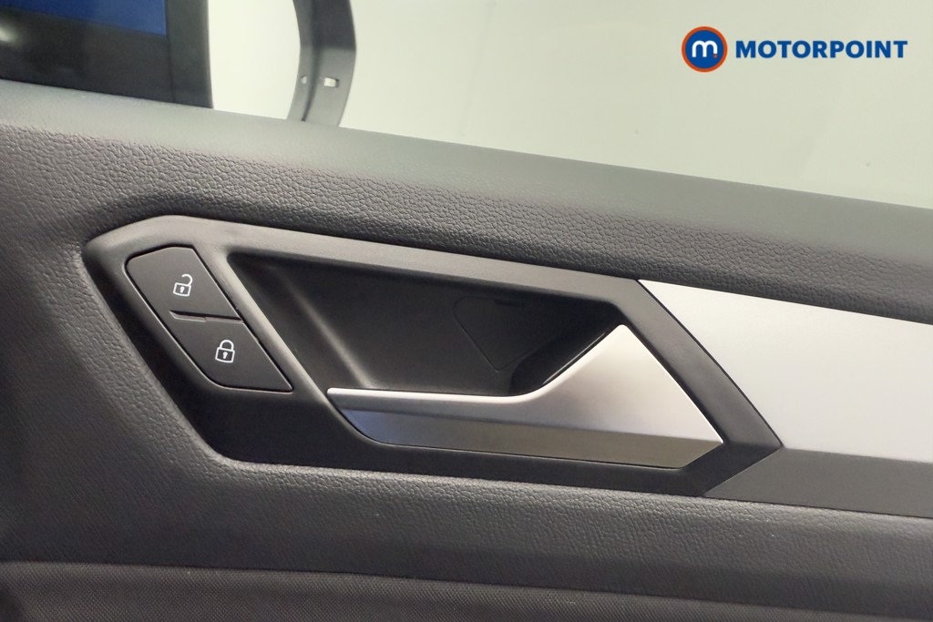 Used Volkswagen T-Roc 2024 for sale - 76155820: Photo 24