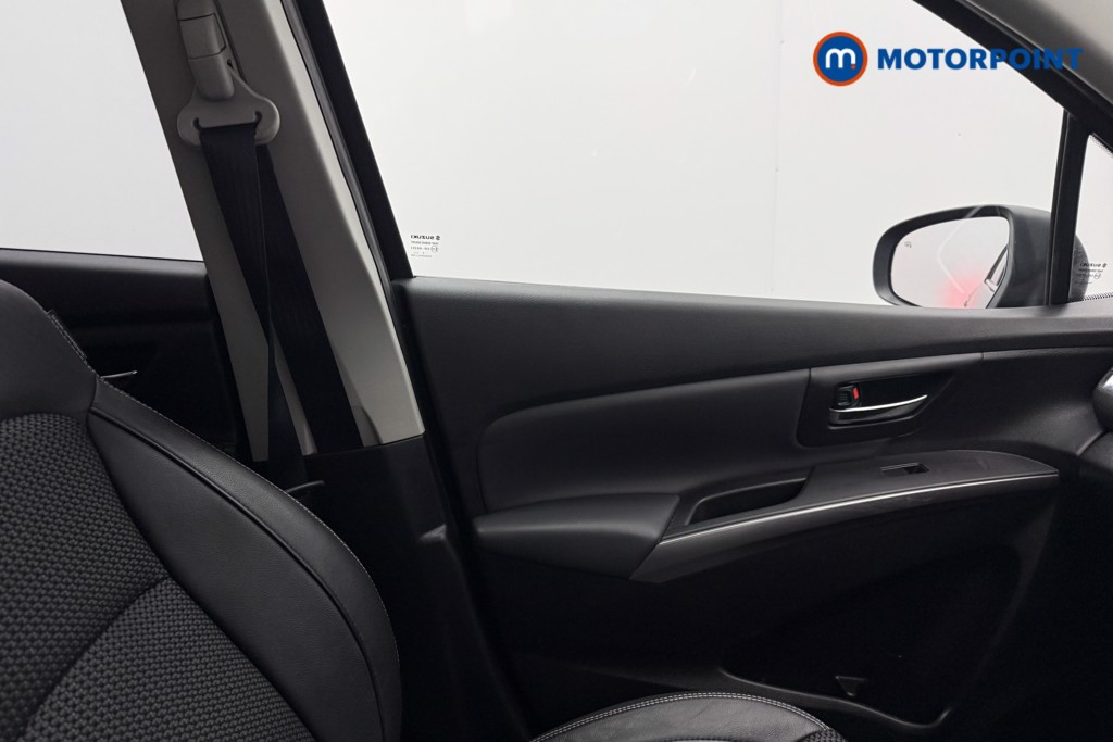 Used Suzuki SX4 S-Cross for sale - 77271850: Photo 37