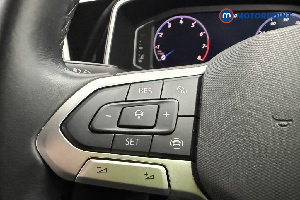 Used Volkswagen T-Roc 2024 for sale - 76412919: Photo 22