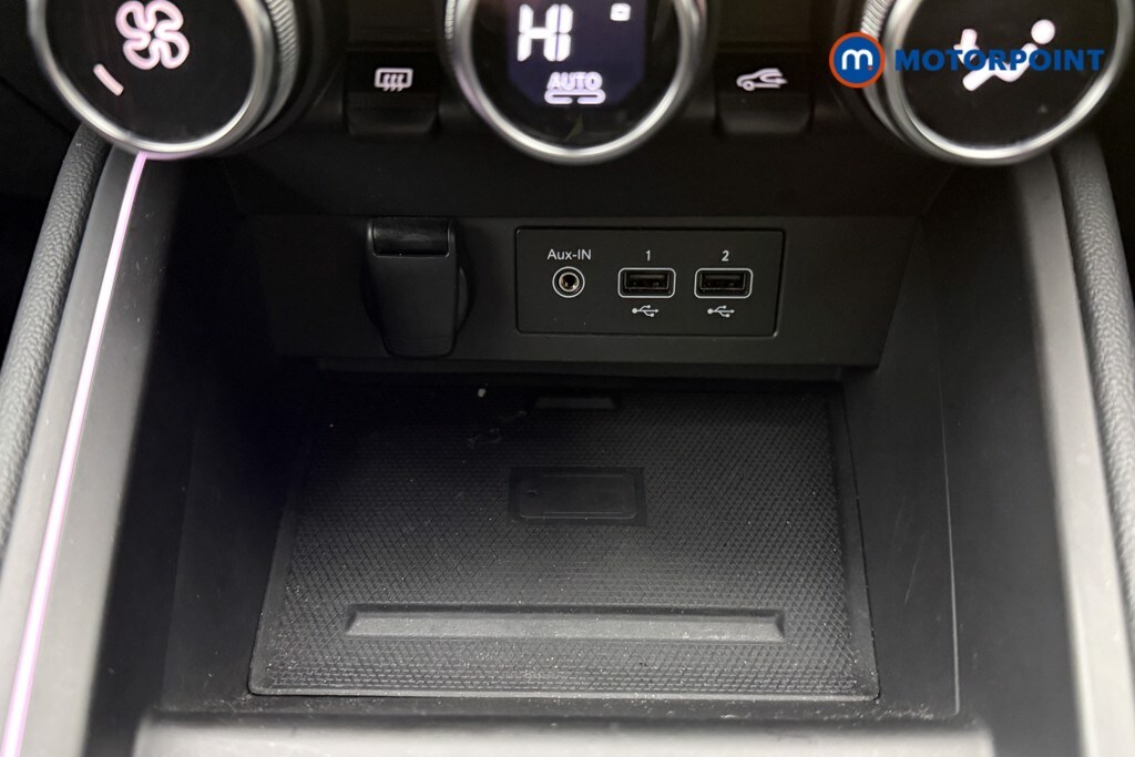 Used Renault Clio for sale - 77590860: Photo 24